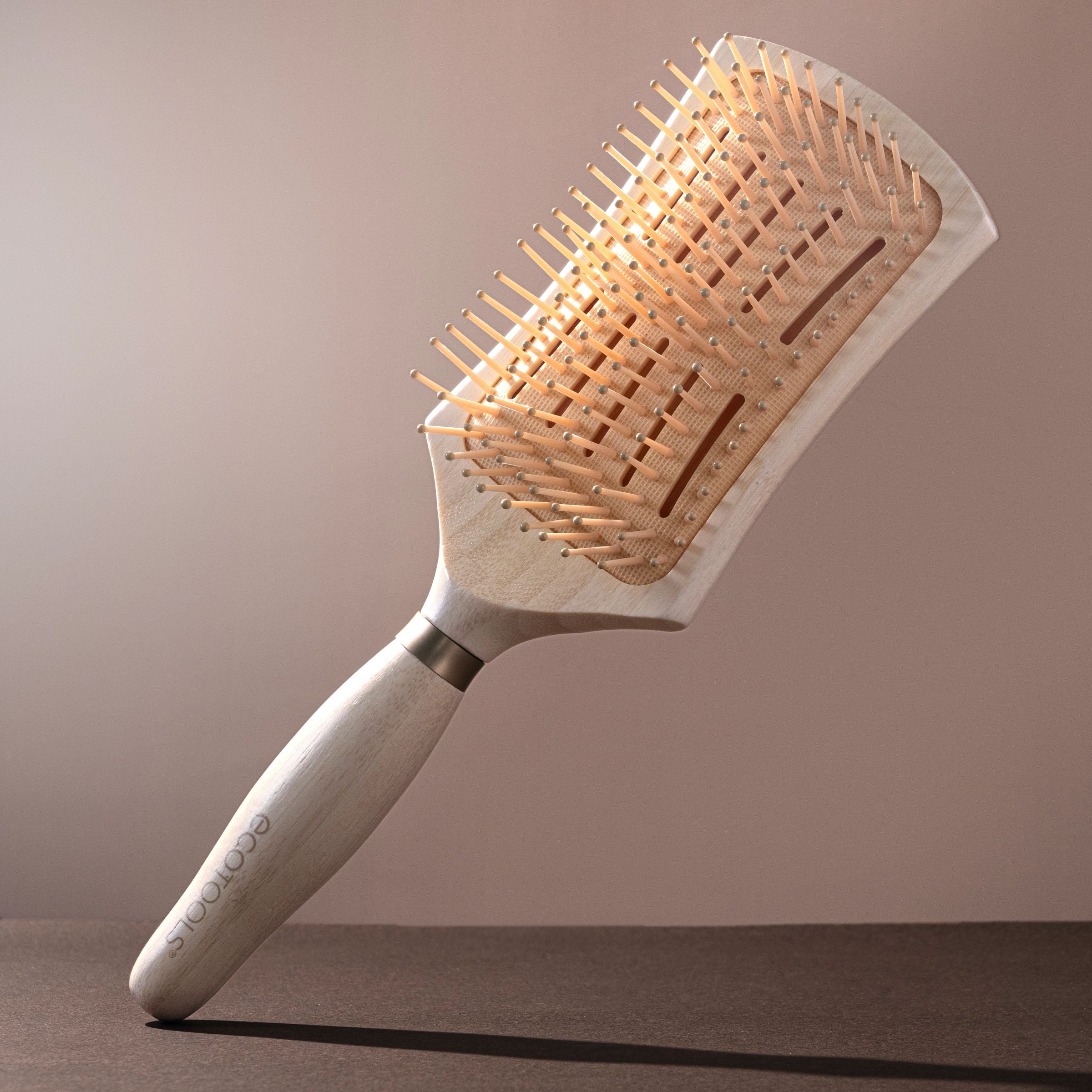 EcoTools Smoothing Detangler Hairbrush, Brush For Wet Or Dry Hair, Pain
